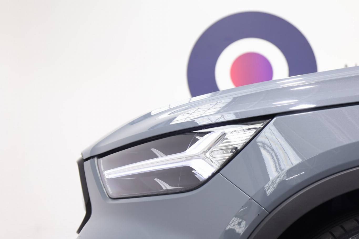 VOLVO XC40 18