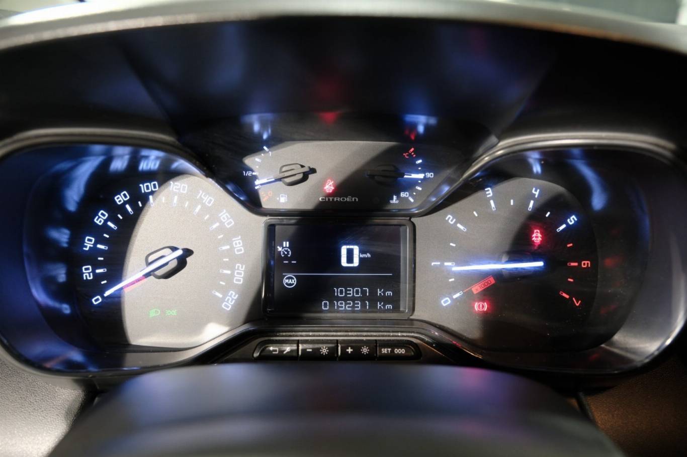 CITROEN C3 Aircross 8