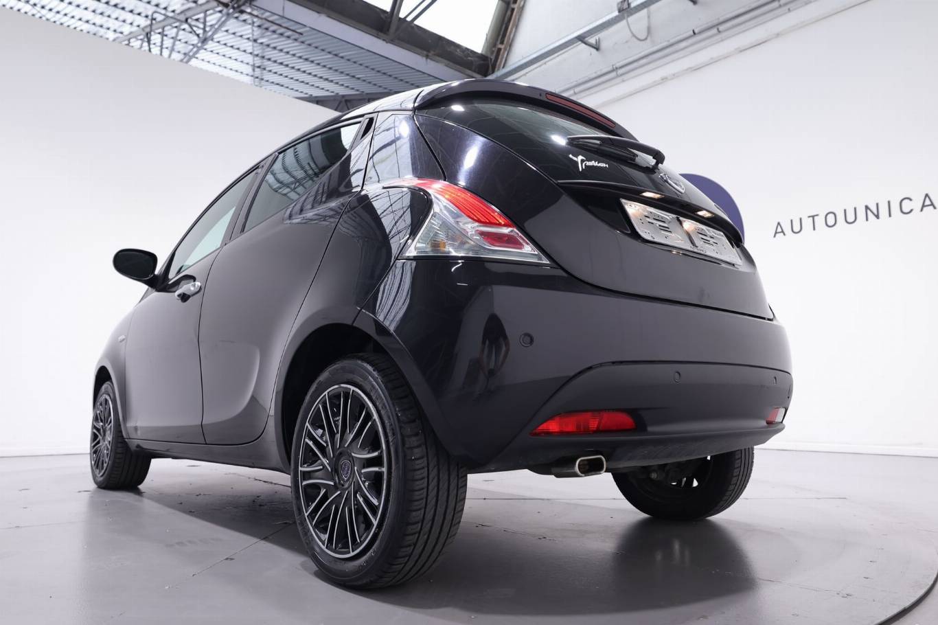 LANCIA Ypsilon 33
