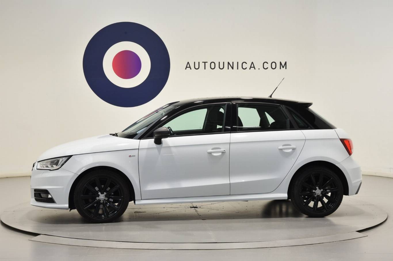 AUDI A1 16