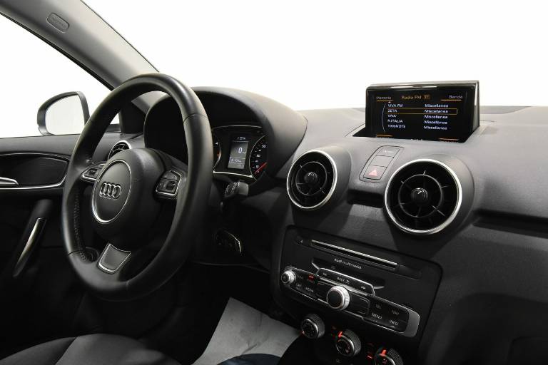 AUDI A1 28