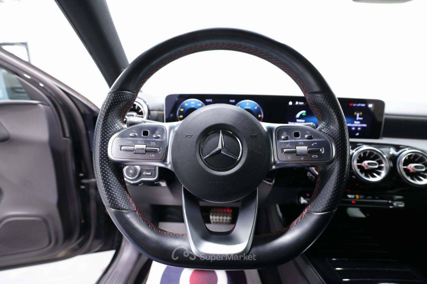 MERCEDES-BENZ Classe A 7