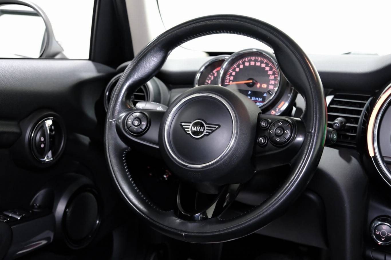 MINI One 38