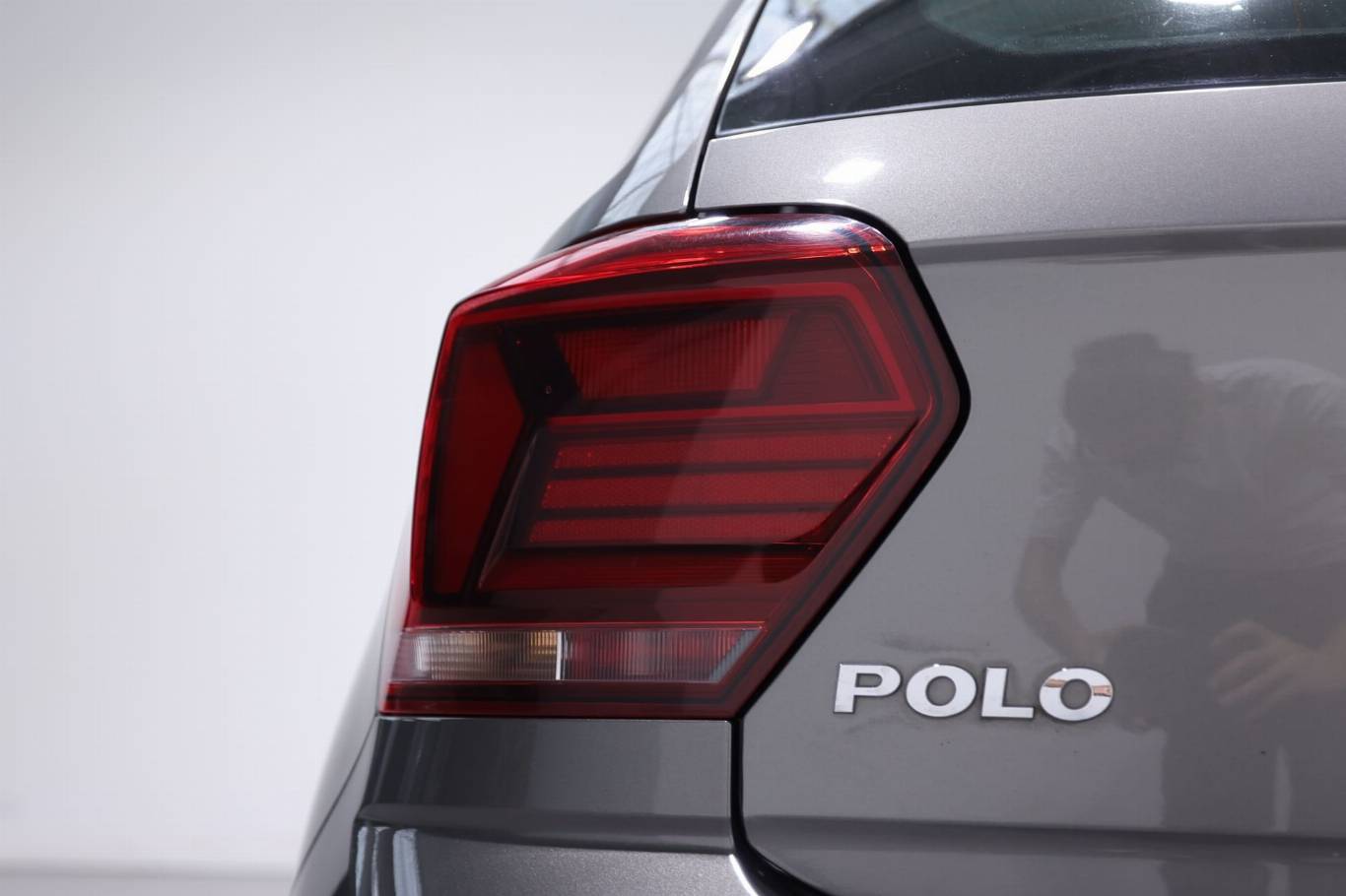 VOLKSWAGEN Polo 36