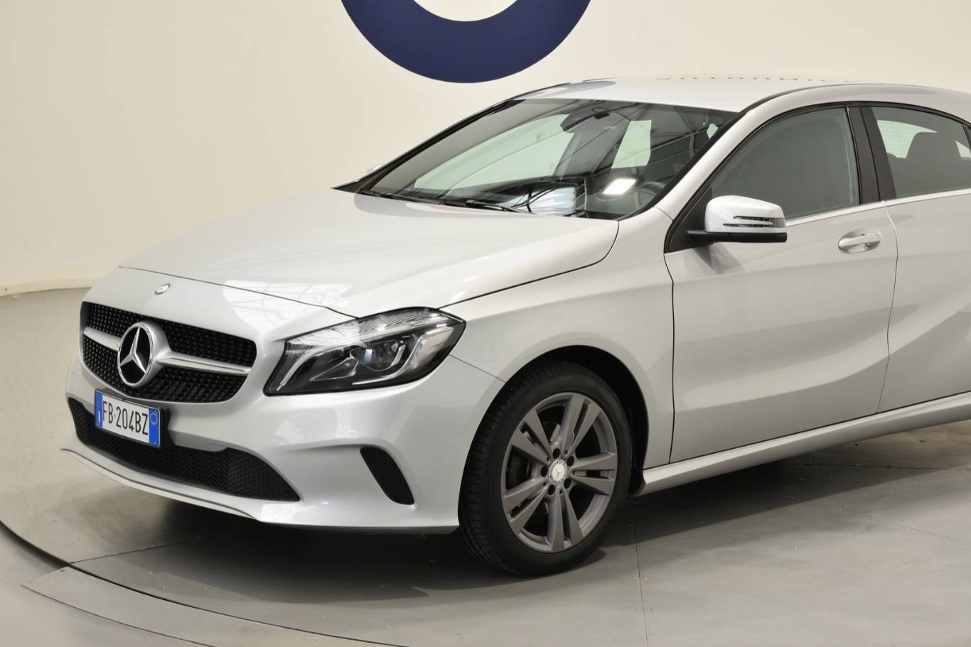 MERCEDES-BENZ A 180 35