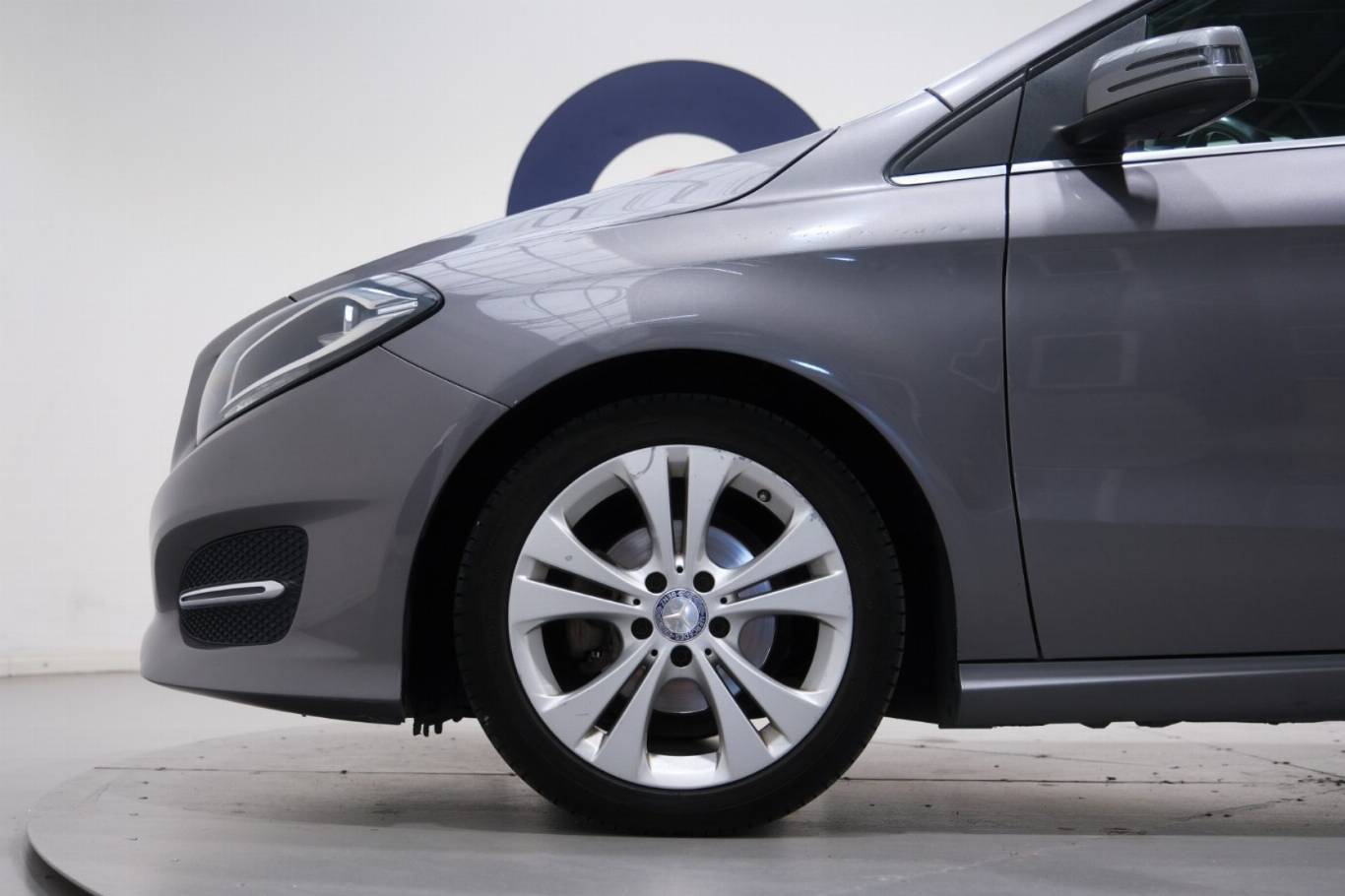 MERCEDES-BENZ B 180 16