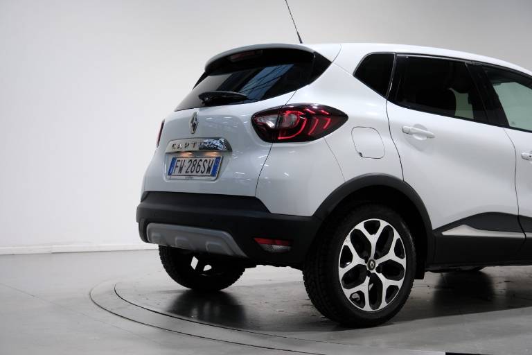 RENAULT Captur 13