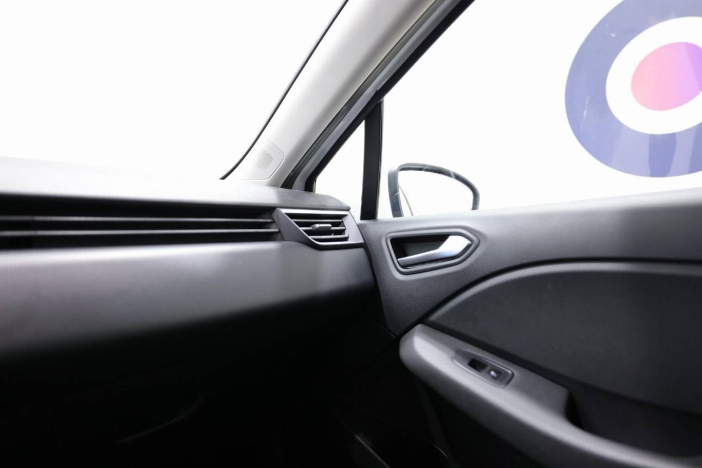 RENAULT Clio 33