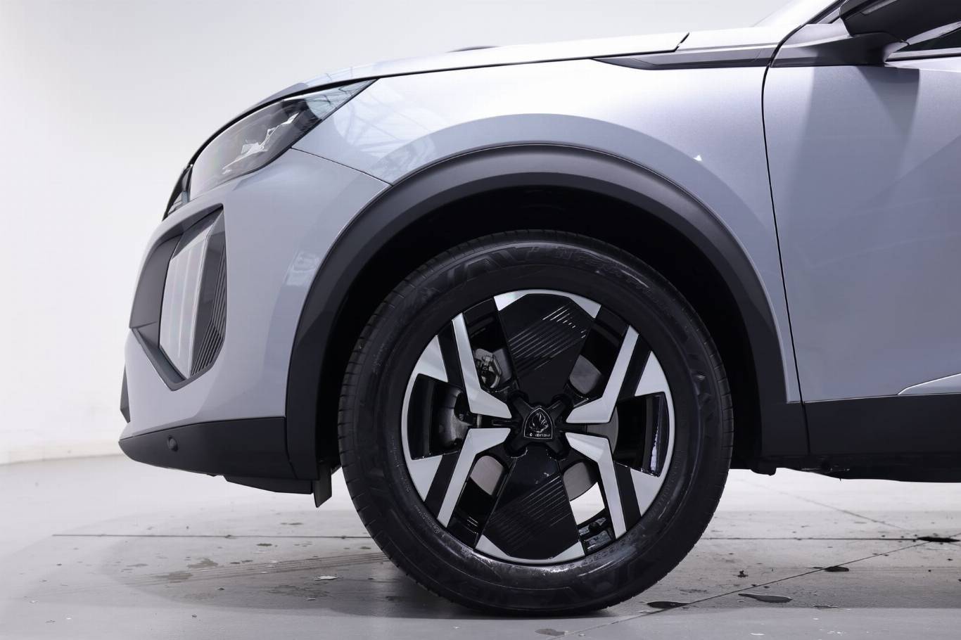 PEUGEOT 2008 17