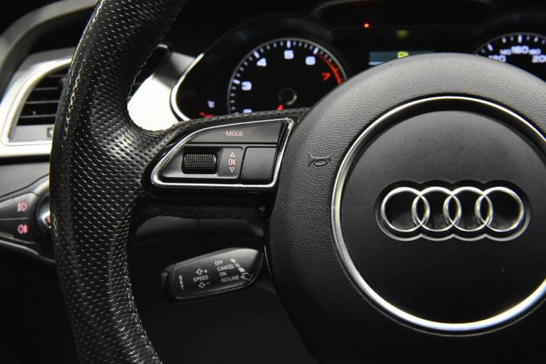 AUDI A4 5