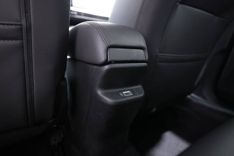 JEEP Avenger 36