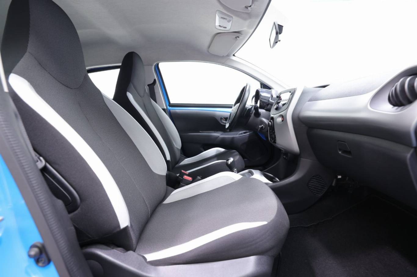 TOYOTA Aygo 37