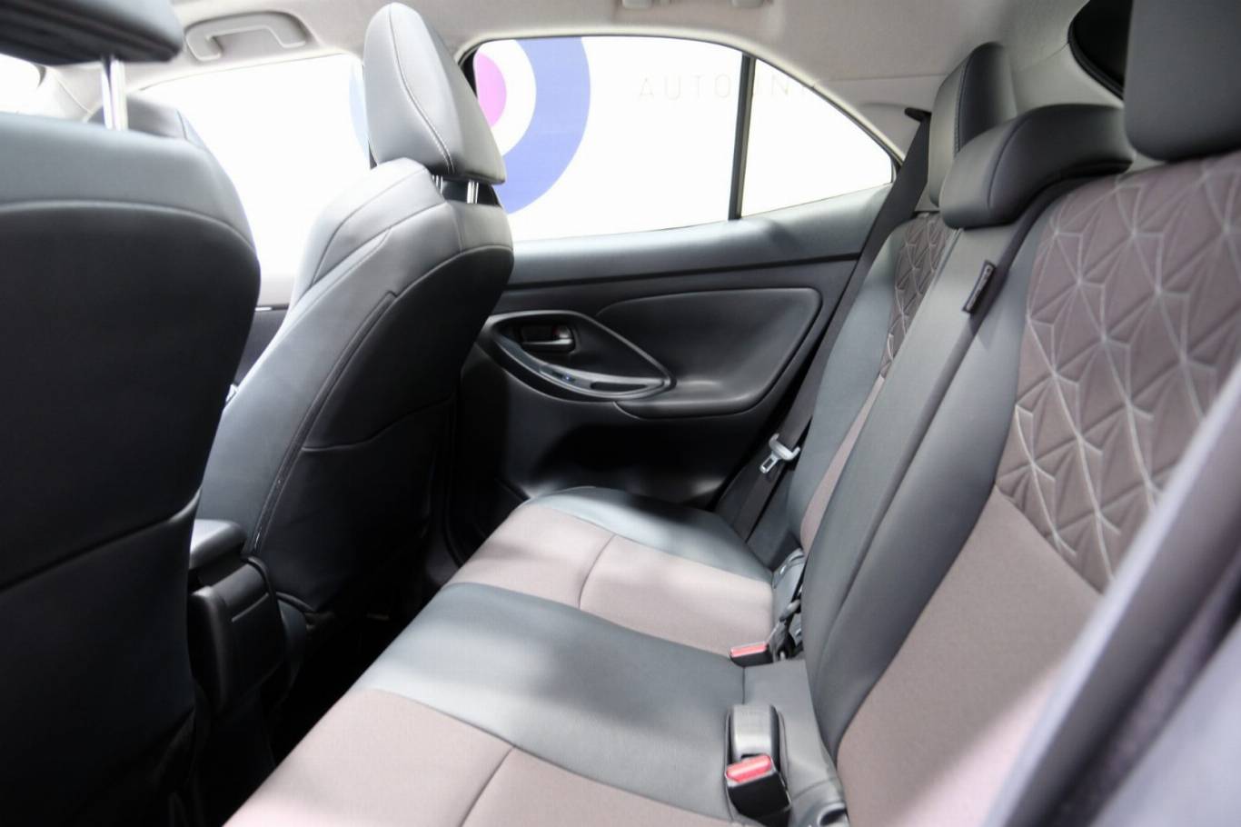 TOYOTA Yaris Cross 42