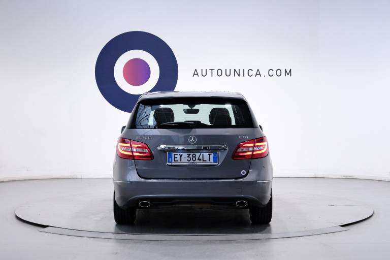 MERCEDES-BENZ B 200 14