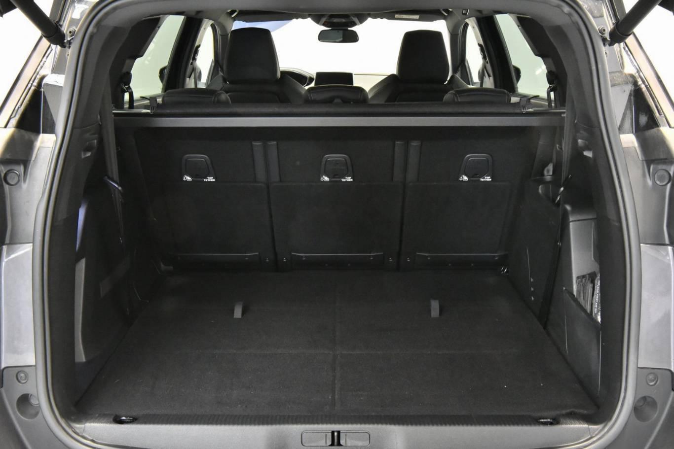 PEUGEOT 5008 15