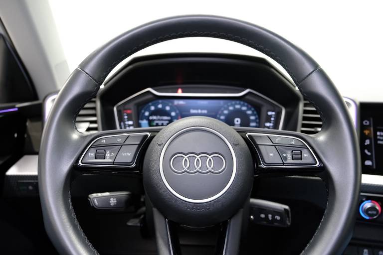 AUDI A1 7