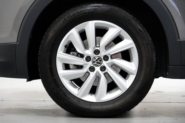 VOLKSWAGEN T-Cross 12