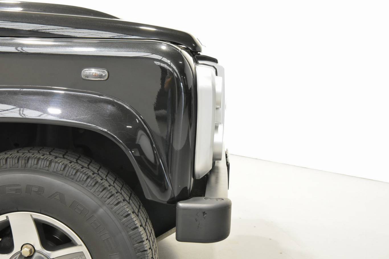 LAND ROVER Defender 38