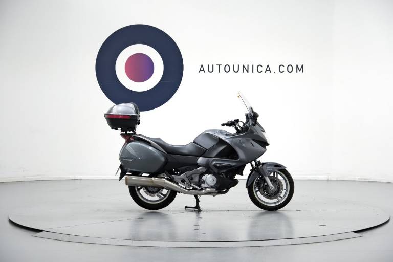HONDA Deauville 700 4