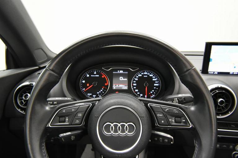 AUDI A3 9