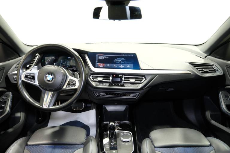 BMW 220 9