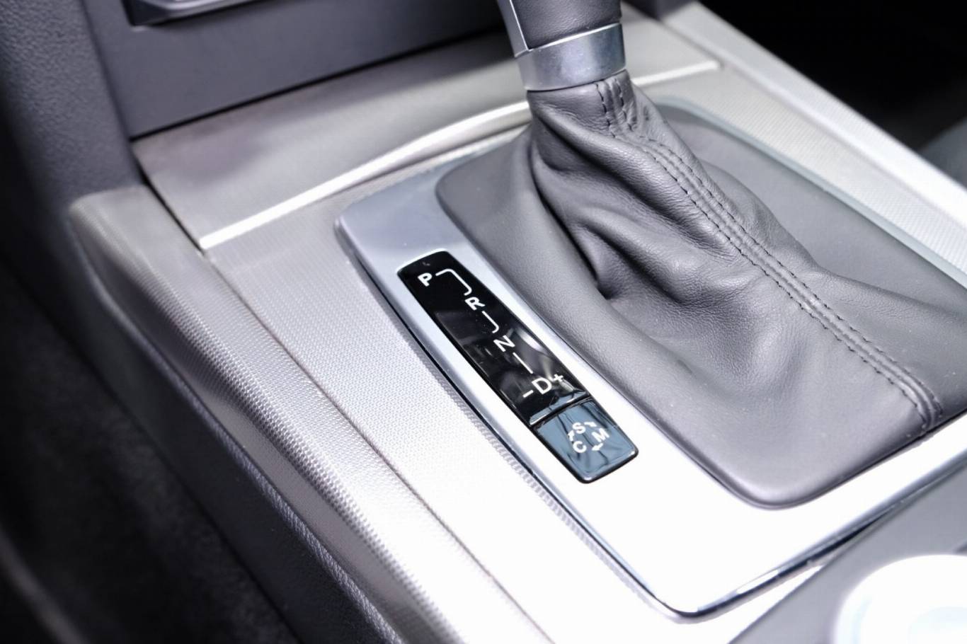 MERCEDES-BENZ E 250 30