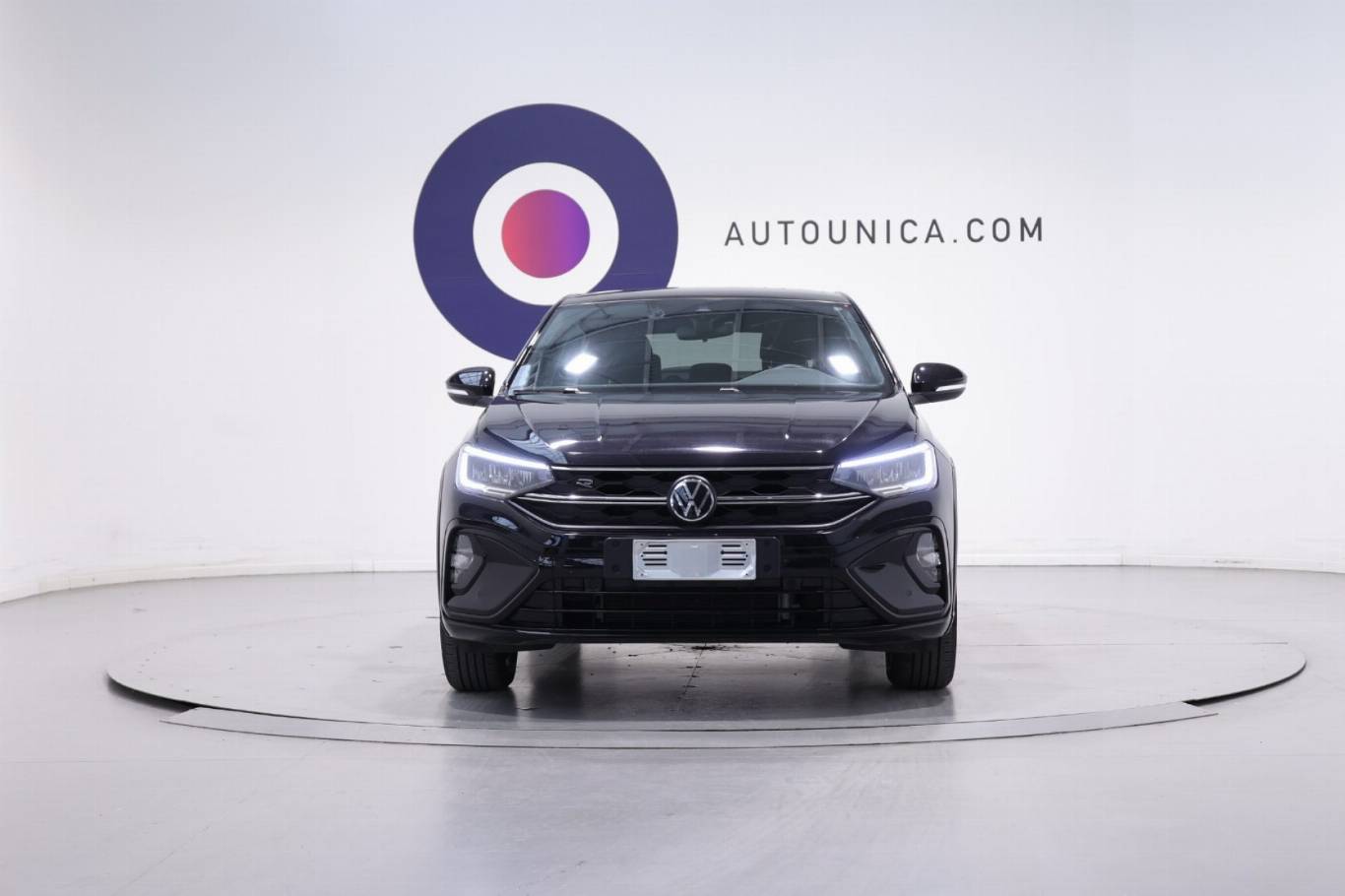 VOLKSWAGEN Taigo 2