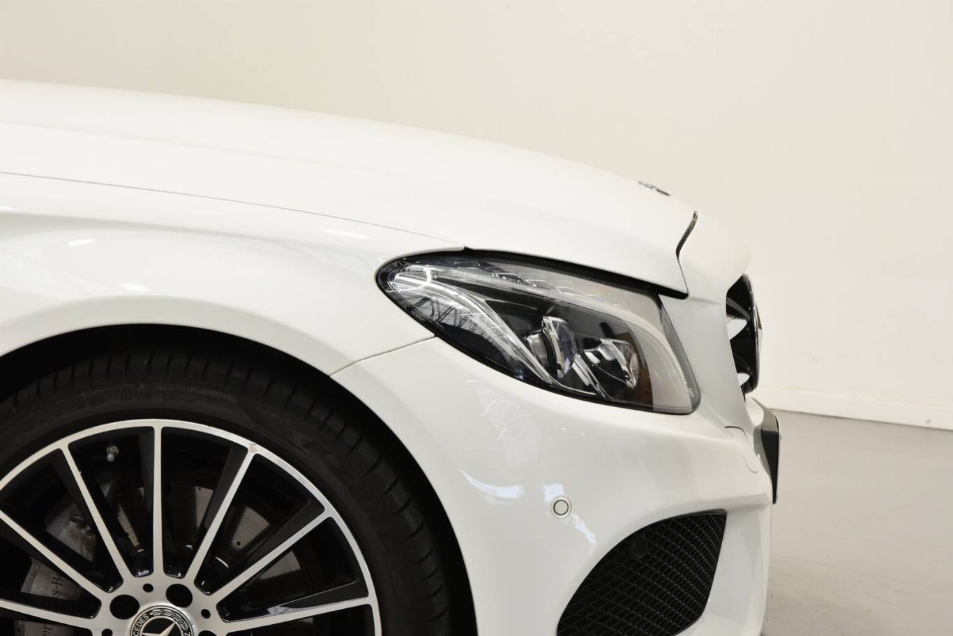 MERCEDES-BENZ C 250 37