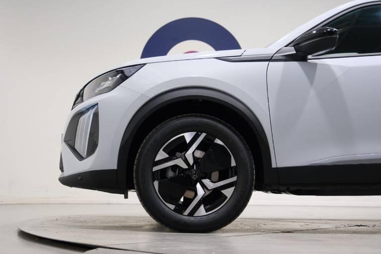 PEUGEOT 2008 19