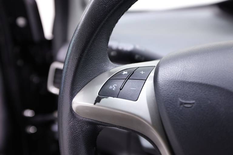 LANCIA Ypsilon 17