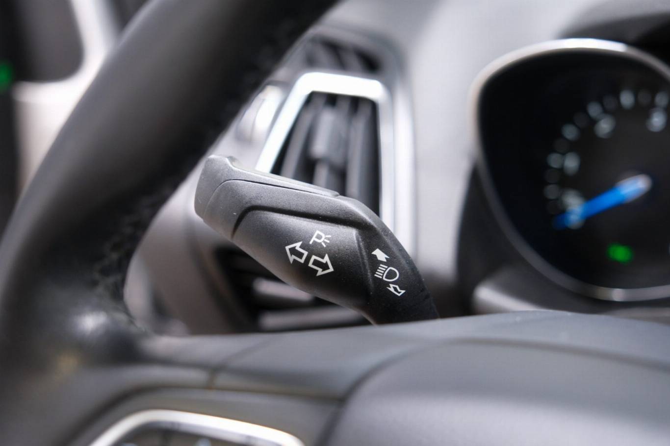 FORD C-Max 24