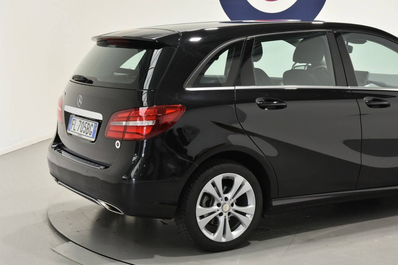 MERCEDES-BENZ B 180 18