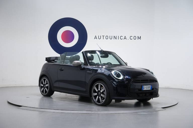 MINI Cabrio 3