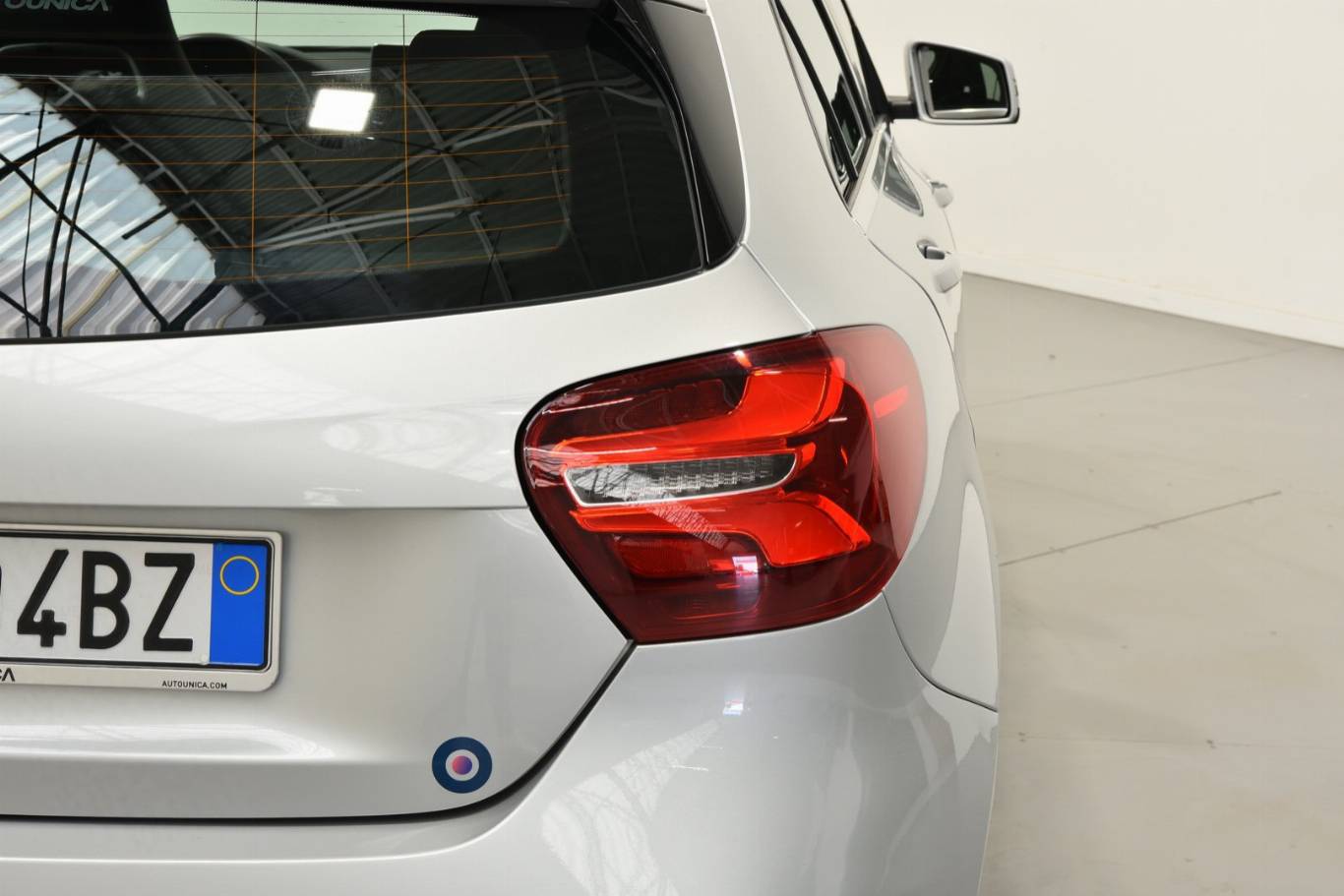 MERCEDES-BENZ A 180 18