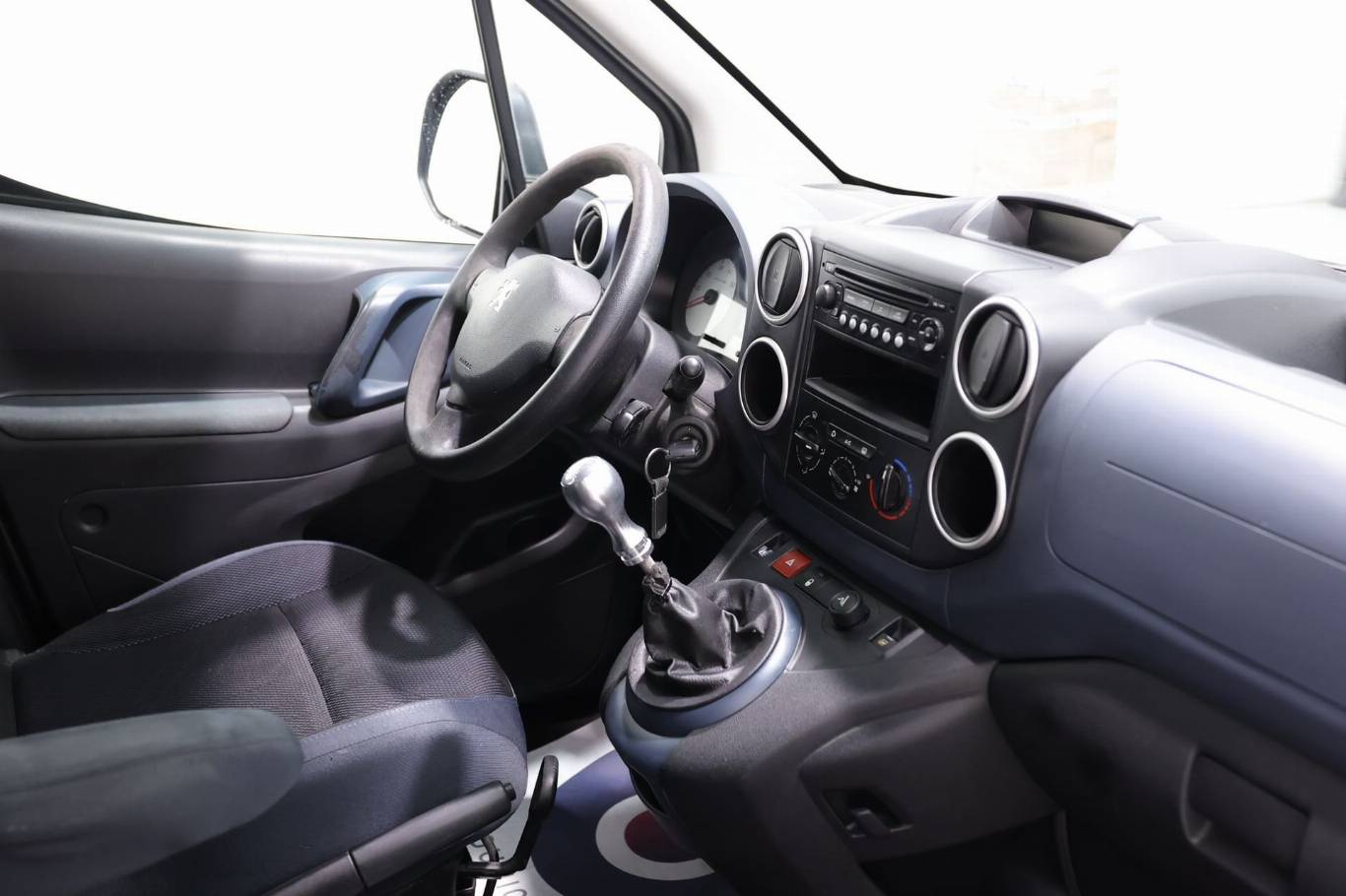 PEUGEOT Partner 37