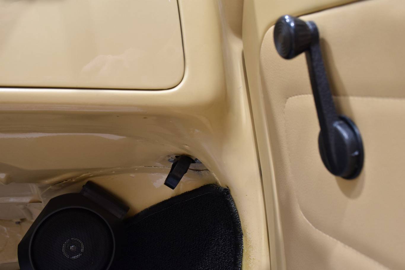 VOLKSWAGEN Maggiolino 83