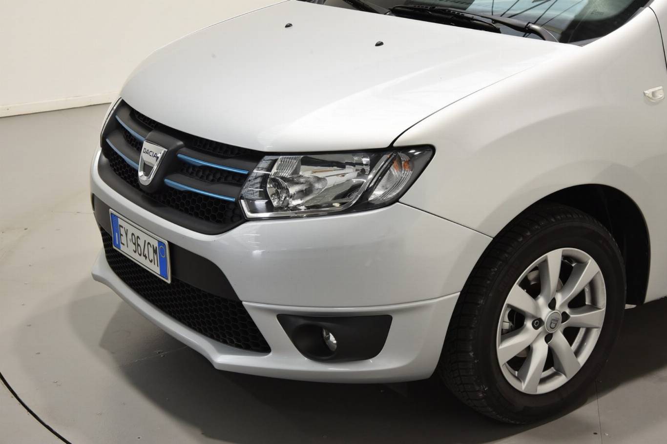 DACIA Sandero 37