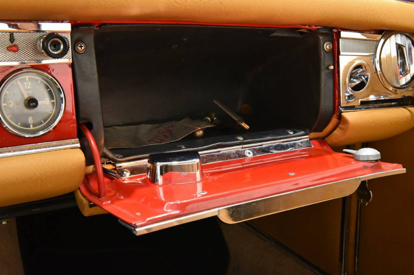 MERCEDES-BENZ SL 230 28