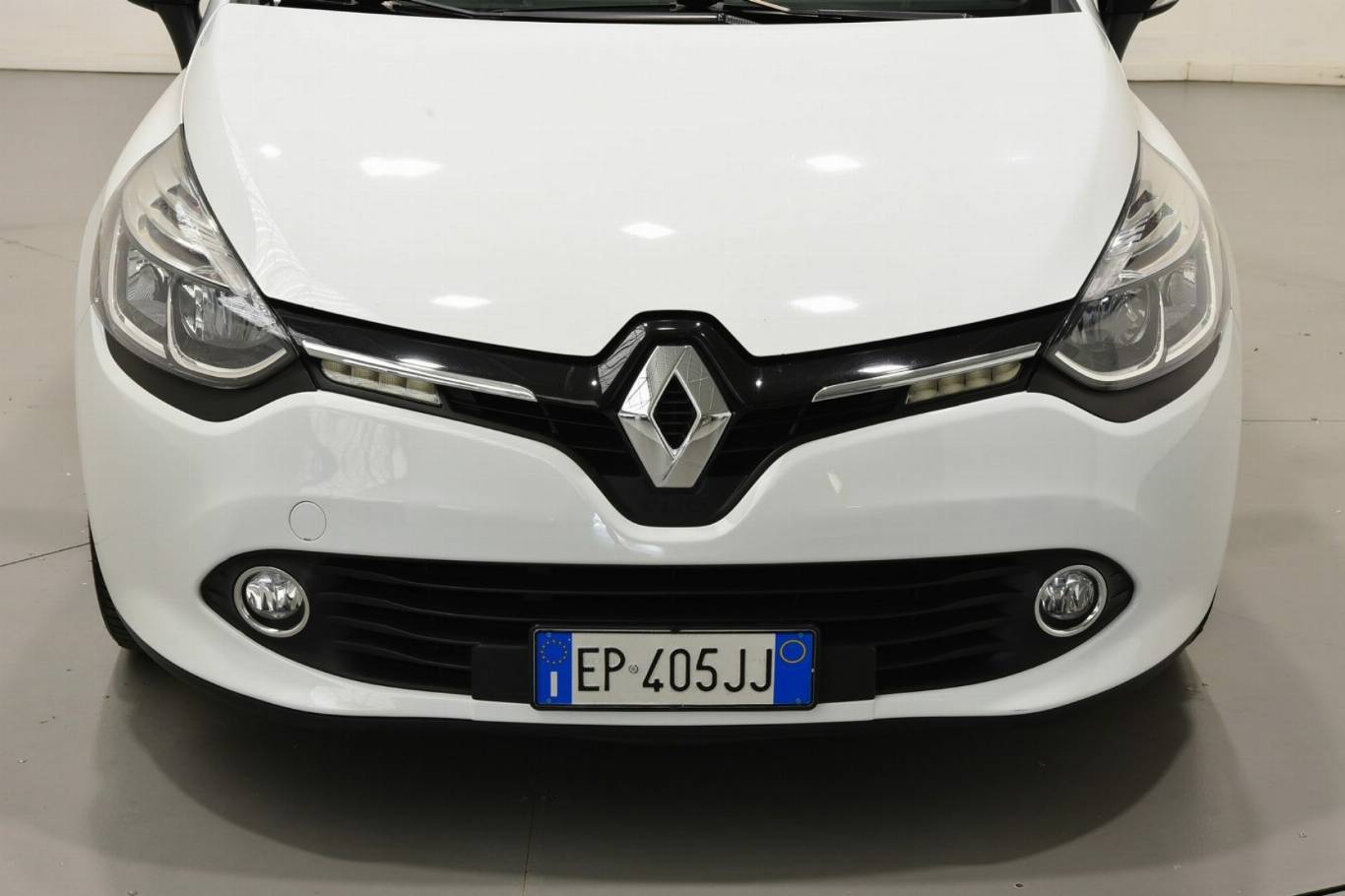 RENAULT Clio 40