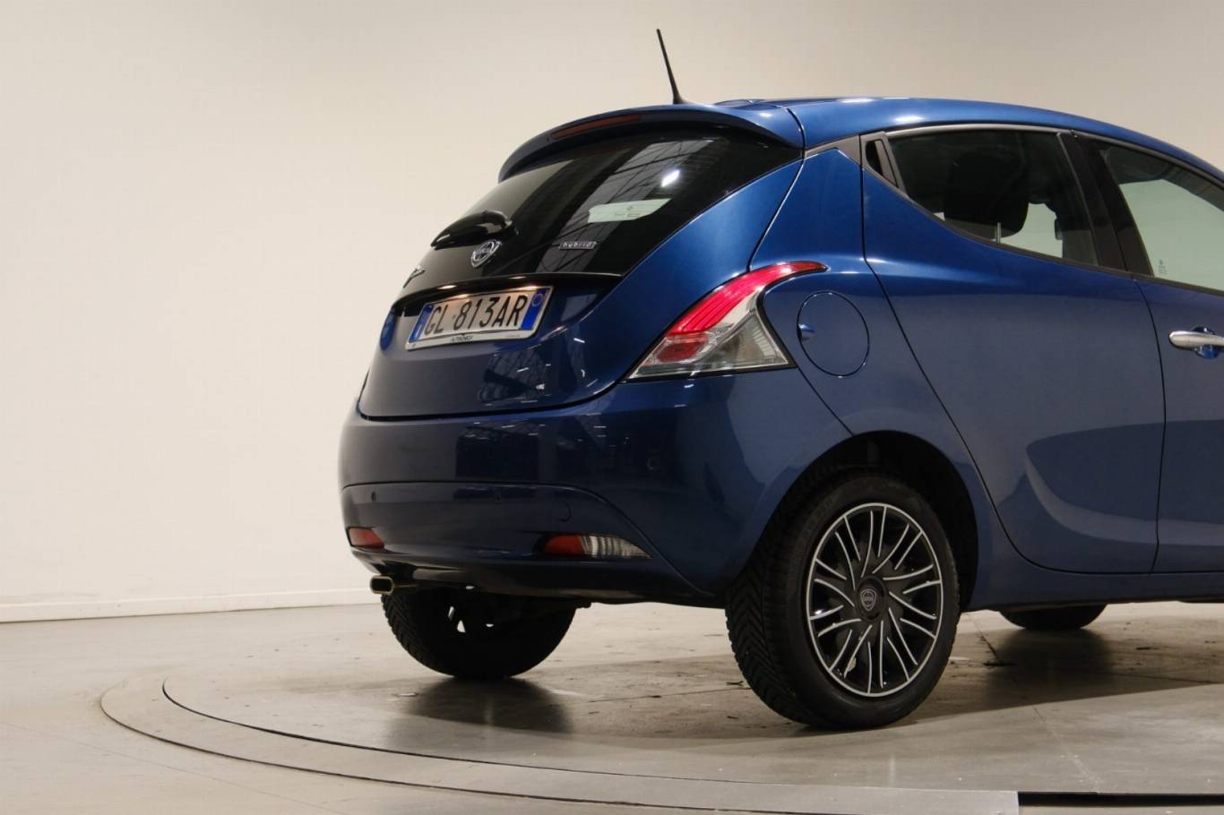 LANCIA Ypsilon 12