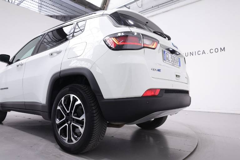 JEEP Compass 42