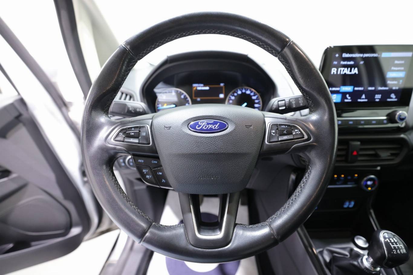 FORD EcoSport 7