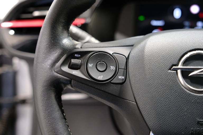 OPEL Corsa 21