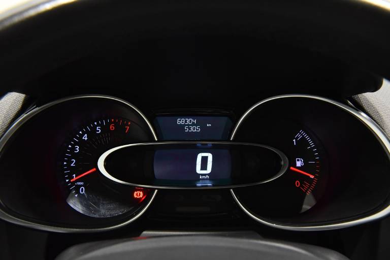 RENAULT Clio 28