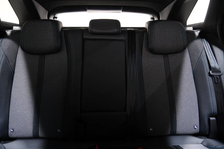 PEUGEOT 3008 38