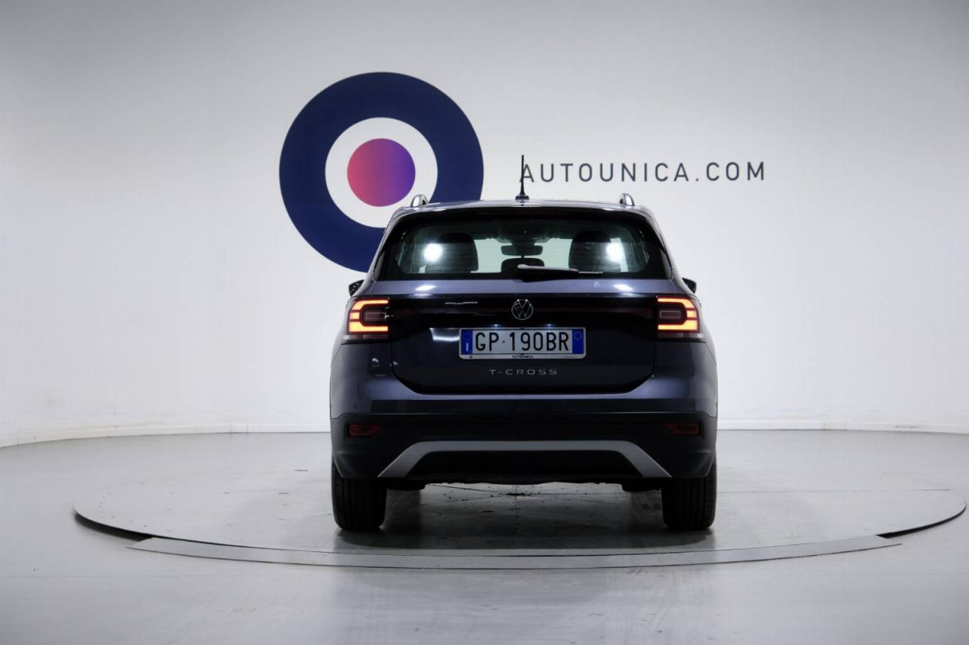 VOLKSWAGEN T-Cross 16