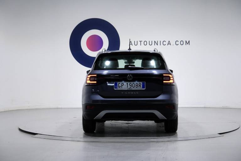 VOLKSWAGEN T-Cross 16