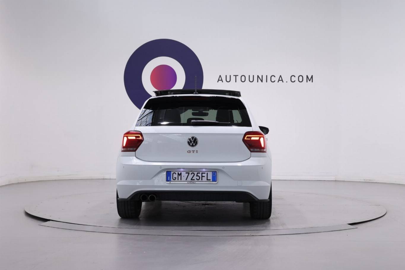 VOLKSWAGEN Polo GTI 16