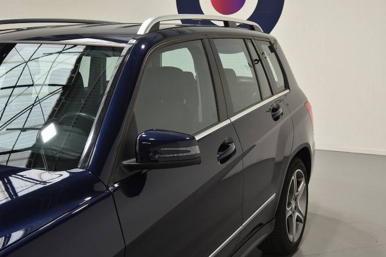 MERCEDES-BENZ GLK 220 49
