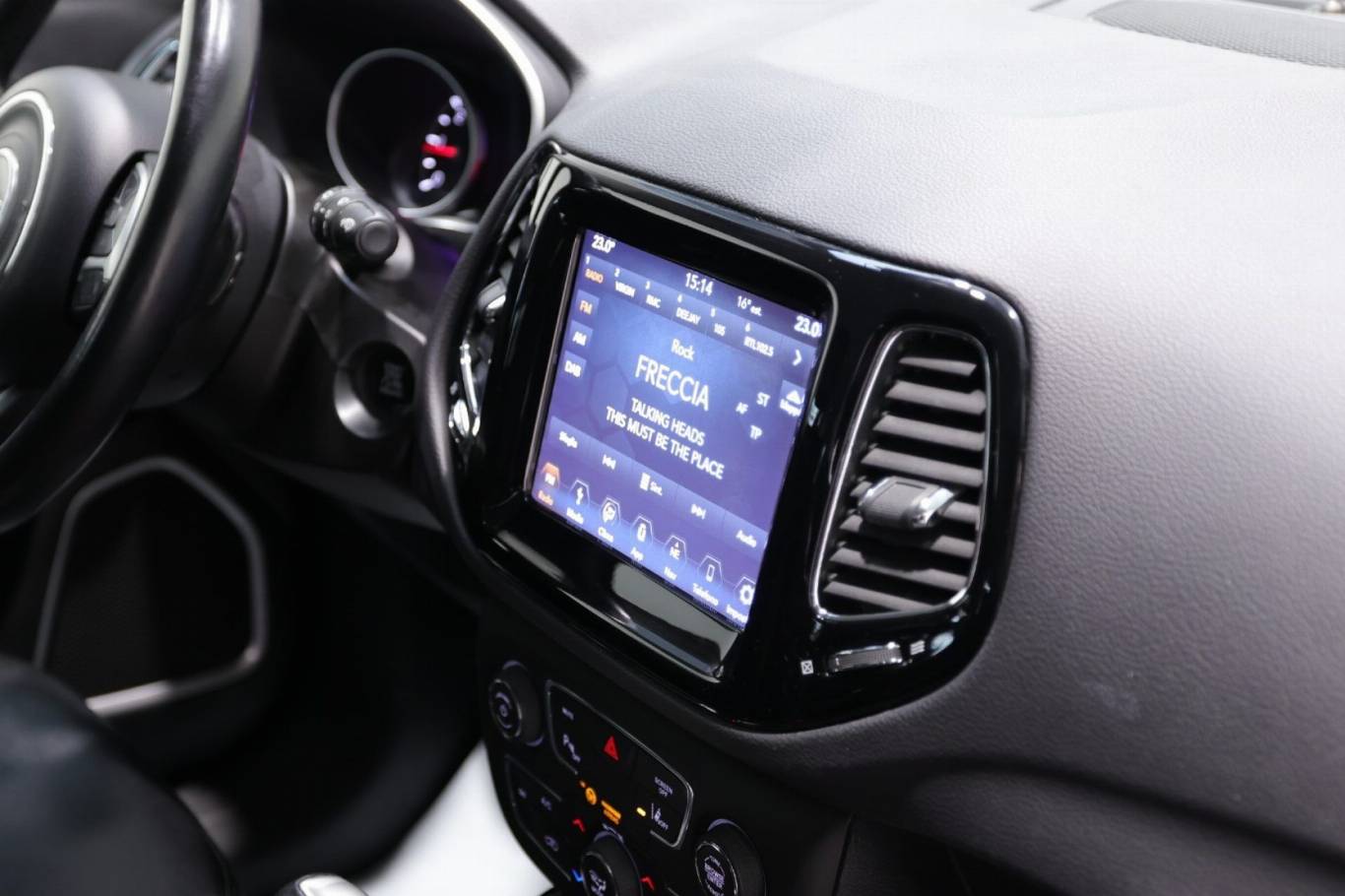 JEEP Compass 51